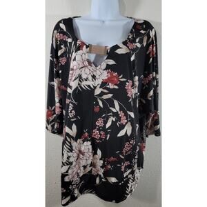 A.U.W  Secret Charm Black Pink Floral Top 2X Plus Lightweight New With Tags Soft